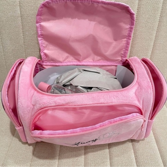 Juicy Couture Pink Velour Extra Large Travel Makeup/Toiletry Bag - Picture 3 of 3